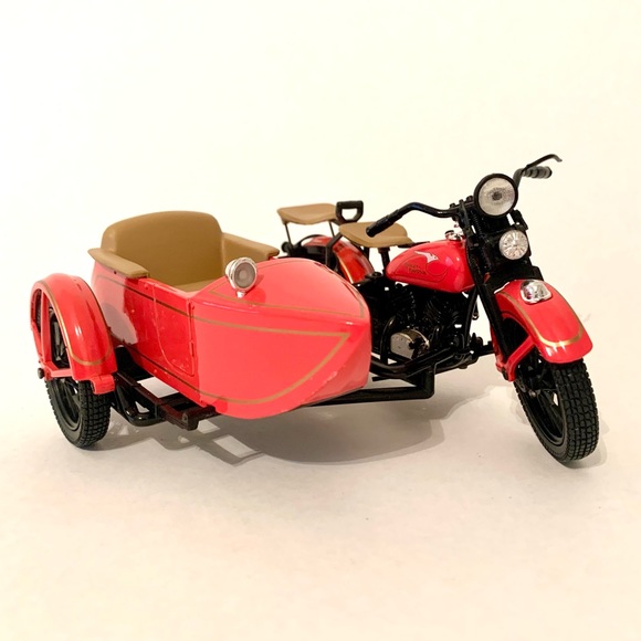 1933 Harley-Davidson Flathead Sidecar Motorcycle Diecast Replica Bank - Picture 3 of 11